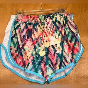 LEG3ND Women’s Shorts